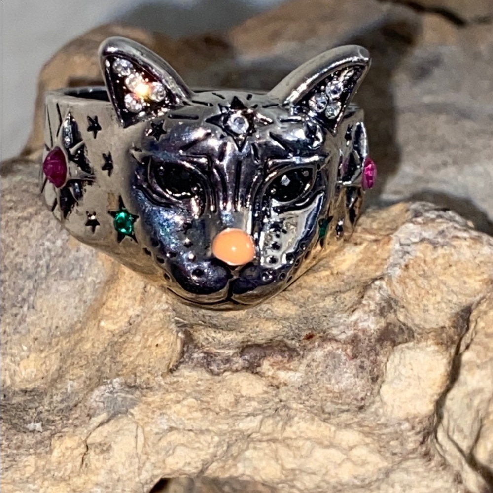 5/$10❤️❤️❤️NEW Rhinestoned Cat Ring Size 9